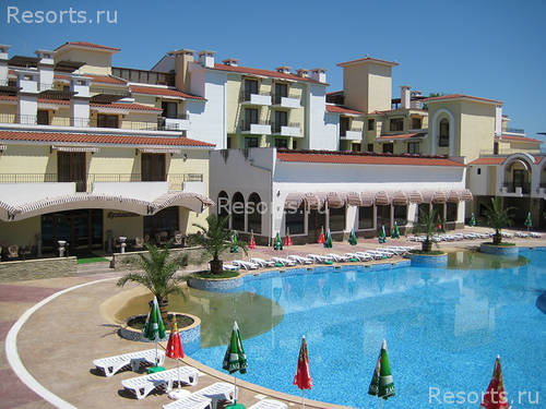 Martinez Apartment Complex 8